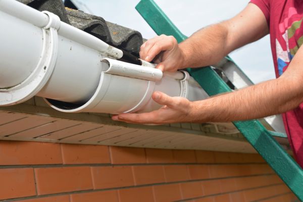 Cost of Large Gutter Repair in Louisville